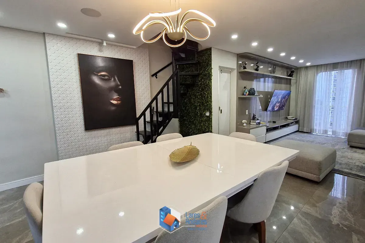 Imagem Triplex para venda em Santana com 2 quartos, sendo 2 suítes, 112m²