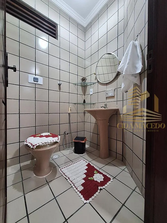 Imagem Casa a Venda no bairro Bessa - João Pessoa, PB