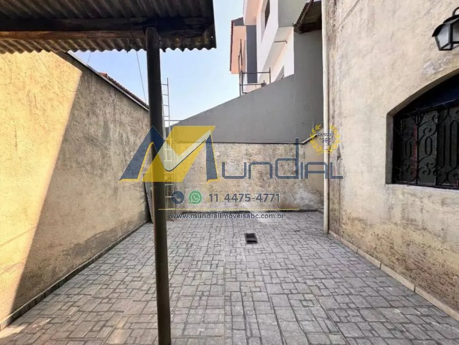 Imagem Casa para Alugar com 55mts, quintal no Jardim Rina