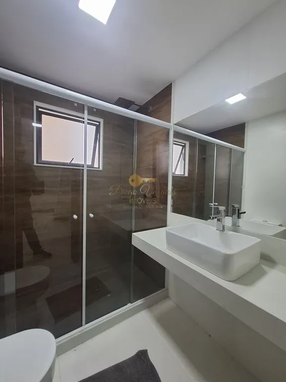 Imagem Casa em Condomínio para Venda em Teresópolis / RJ no bairro Green Valley