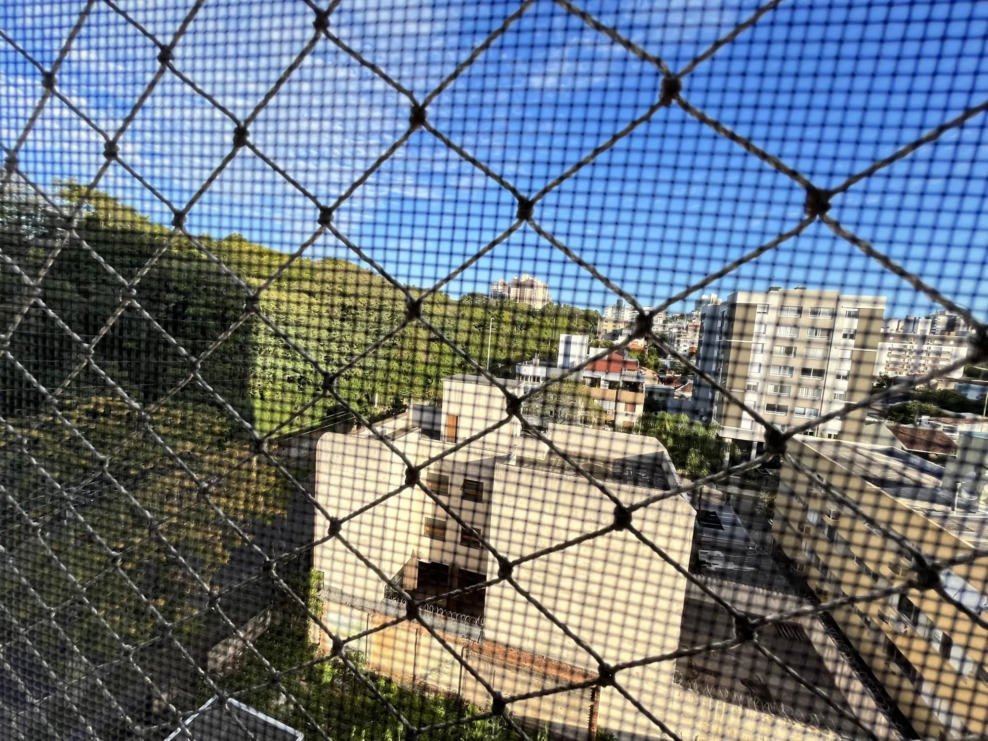 Imagem Apartamento de 3 quartos, semi mobiliado, suíte e 1 vaga de garagem