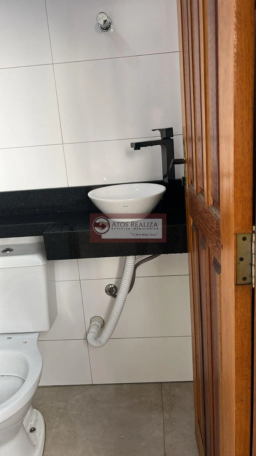 Imagem Alugo no centro de São Jose, conjunto de 6 salas comercial, ideal para consultório odontológico, estica, escritório de advocacia. valor para locação das 6 salas R$ 3,000, Agende sua visita.
