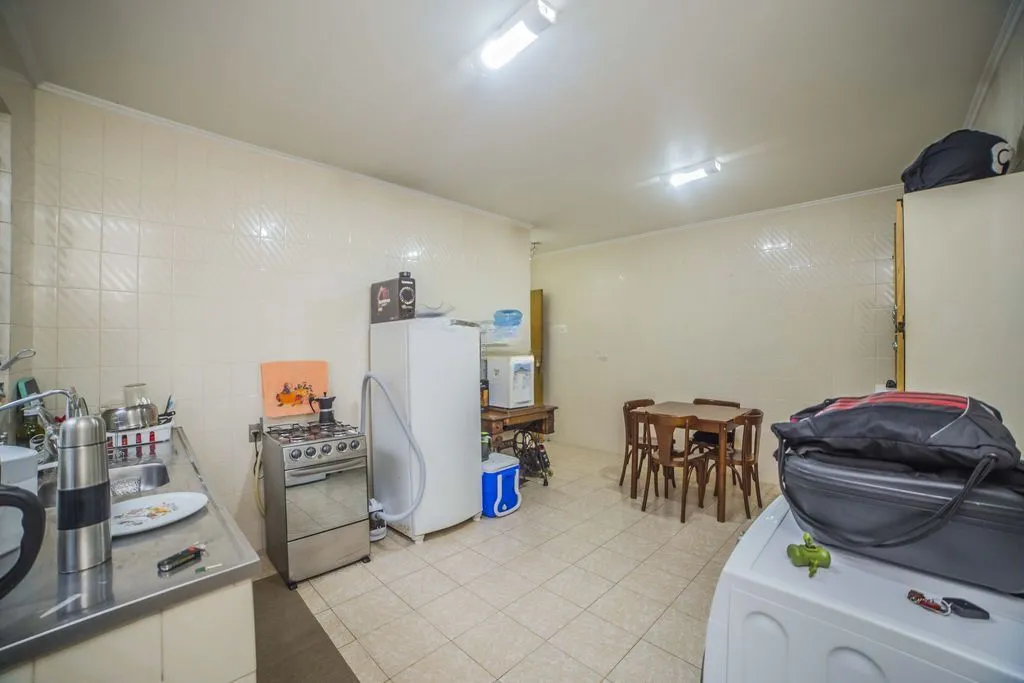 Imagem Casa de 4 dormitórios à venda no Bairro Santa Tereza - Porto Alegre