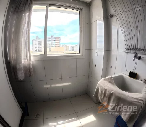 Imagem Apartamento de 03 Quartos a Poucos Passos da Praia