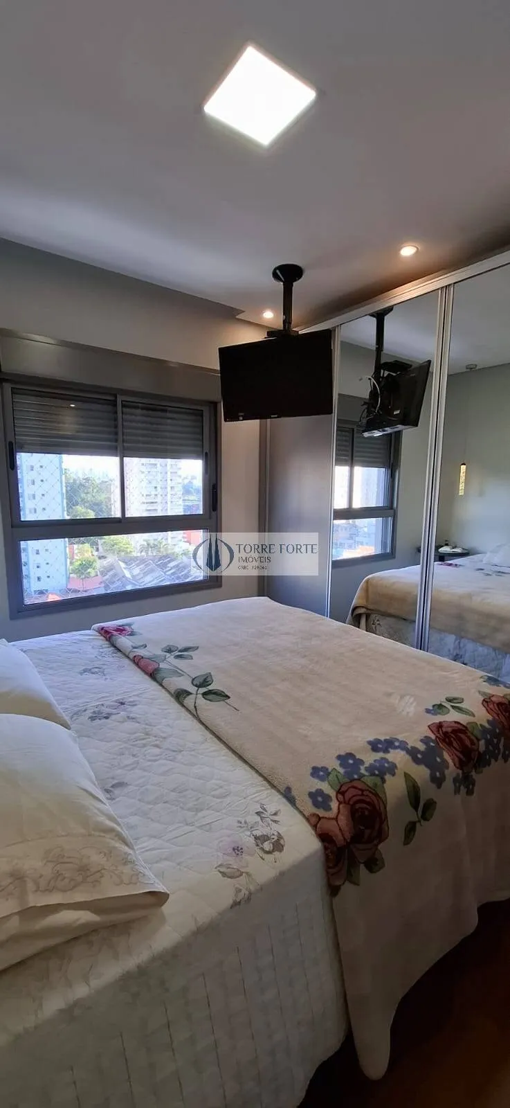 Imagem Lindo Apartamento com 3 Suites 2 vagas , Varanda Gourmet no Tatuapé .