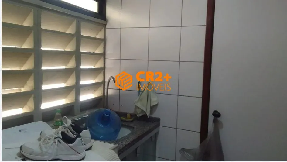 Imagem VENDO APARTAMENTO NA MADALENA 3 QTOS REFORMADOS.