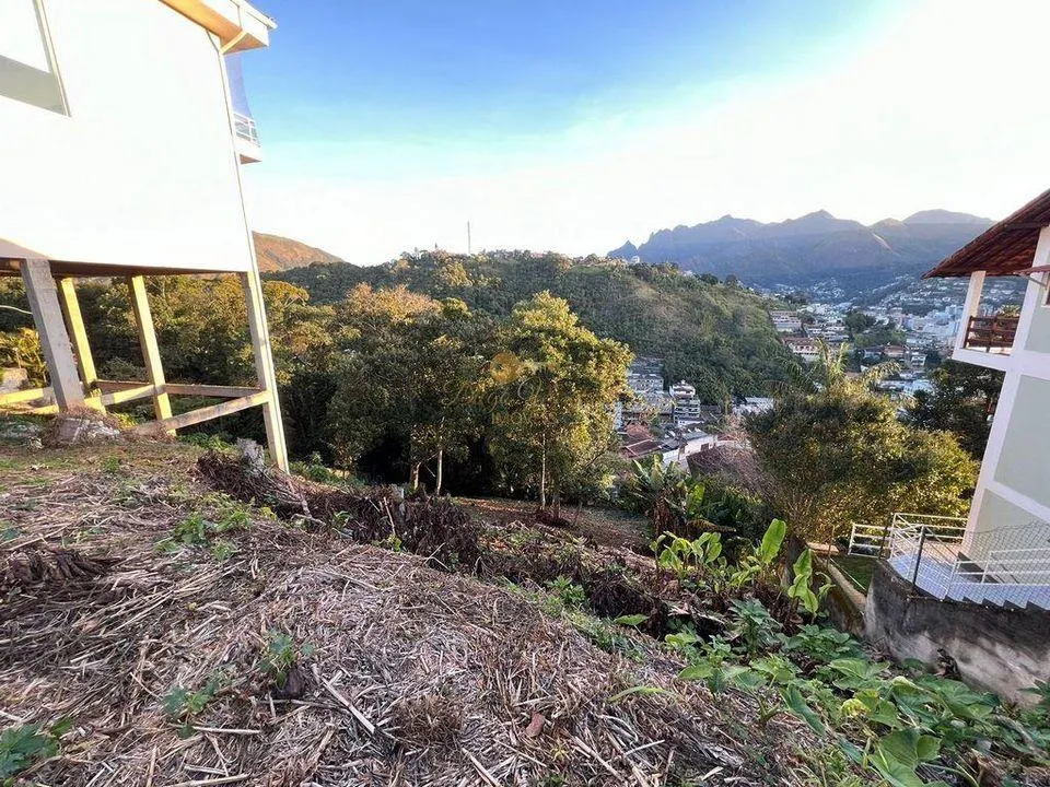 Imagem Terreno para Venda em Teresópolis / RJ no bairro Parque São Luiz