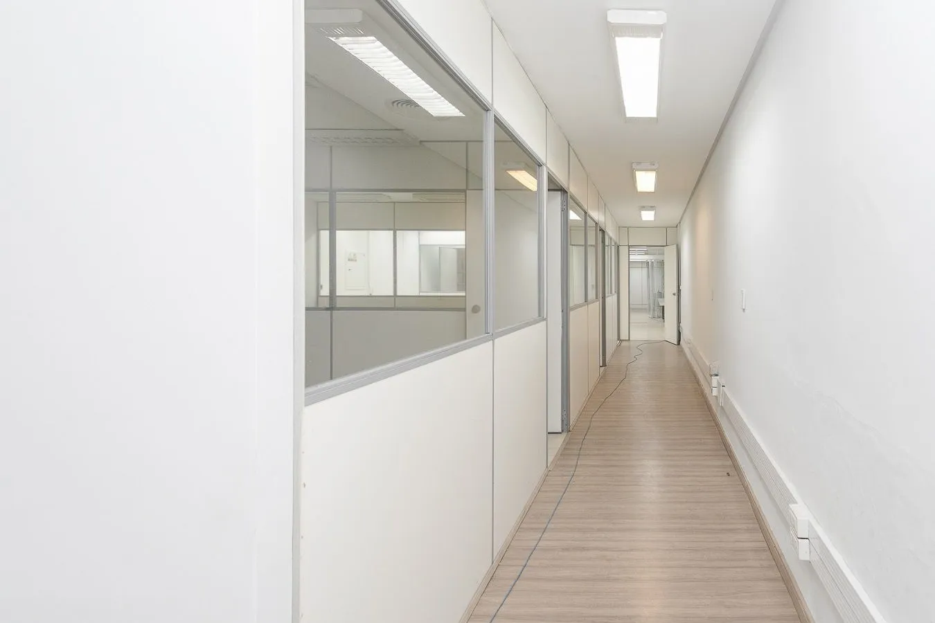 Imagem PRÉDIO COMERCIAL na Rua Cel. Bordini Bairro Auxiliadora - Porto Alegre