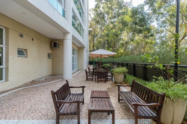 Imagem Apartamento à venda em São Paulo, Panamby, com 4 quartos, 192m2