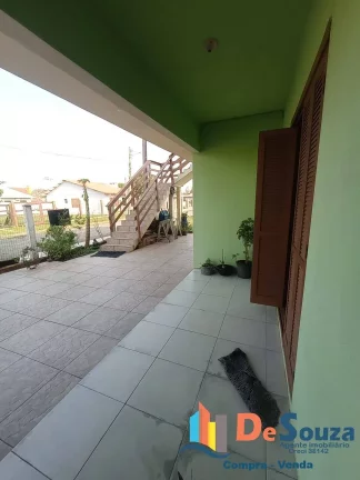 Imagem Imóvel com anexo + 2 apartamentos