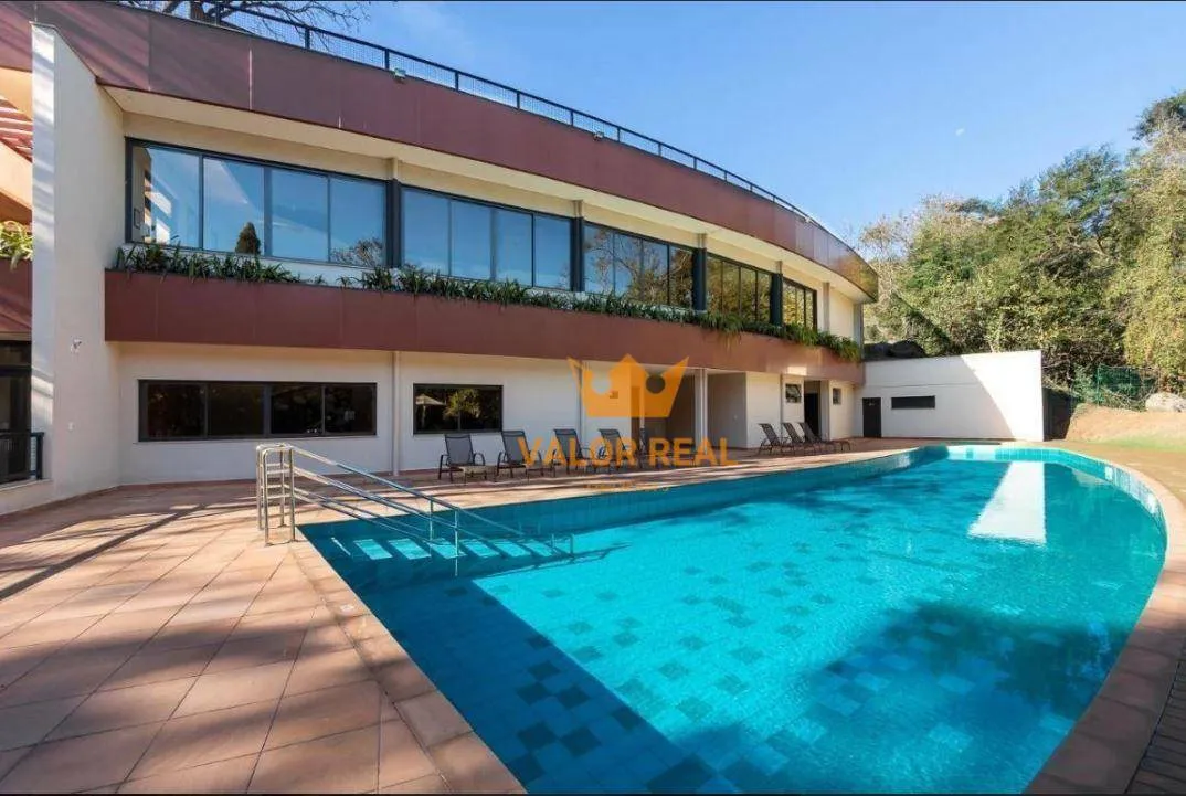 Imagem Casa Clássica no Jardim Atenas, Sofisticação, Exclusividade e Arquitetura Atemporal na Malota - R$ 5.2 milhões
