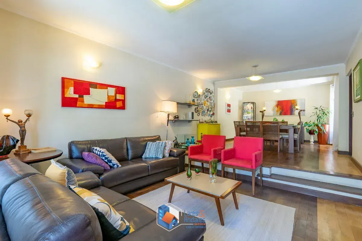 Imagem Casa para venda em Rolinópolis com 4 quartos, sendo 1 suíte, 240m²