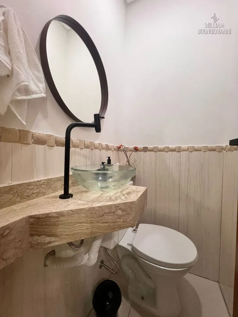 Imagem Casa Térrea em Condomínio, bairro Maracanã - A 300 Metros da Praia