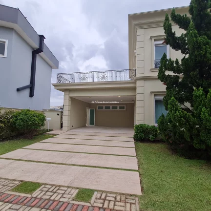 Imagem SOBRADO TRIPLEX NEOCLÁSSICA DISPONÍVEL PARA VENDA