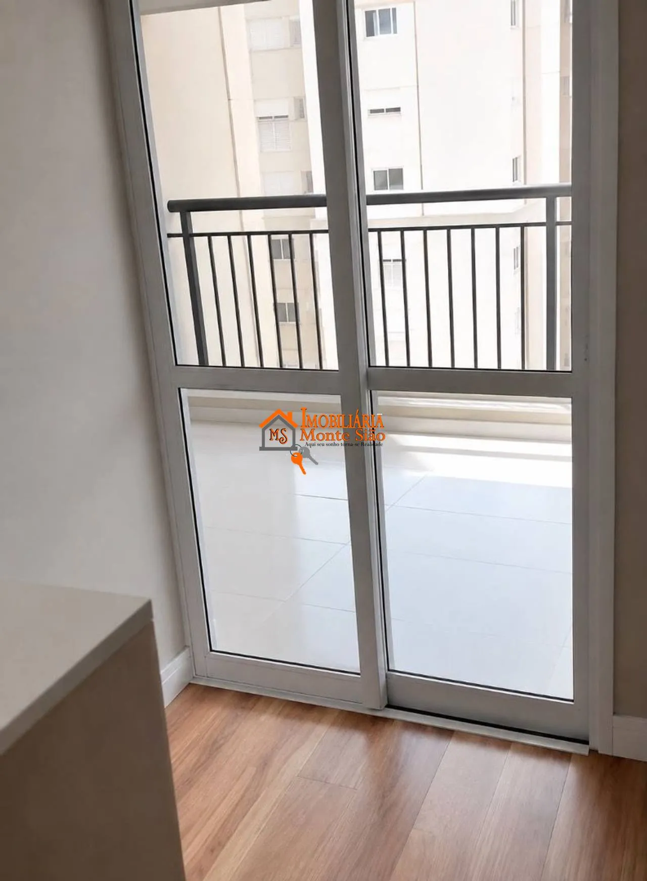 Imagem Apartamento com 2 dormitórios para alugar, 56 m² - Jardim Flor da Montanha - Guarulhos/SP
