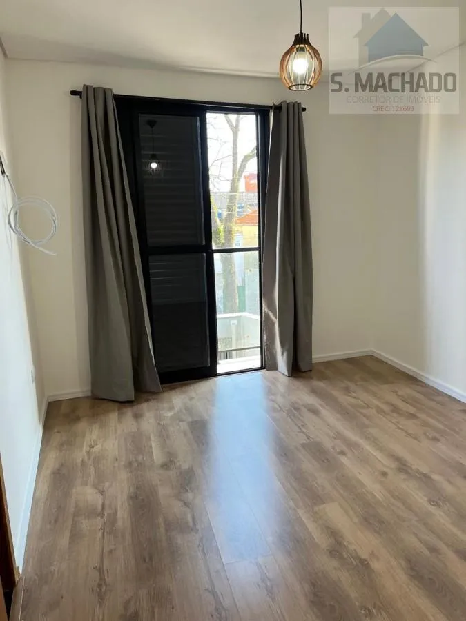 Imagem Sobrado para Venda em Santo André / SP no bairro Vila Lucinda