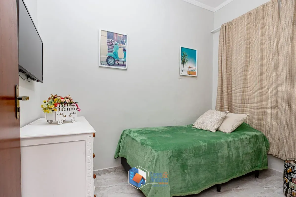 Imagem Sobrado para venda em Jardim Caravelas com 5 quartos, sendo 1 suíte, 200m²