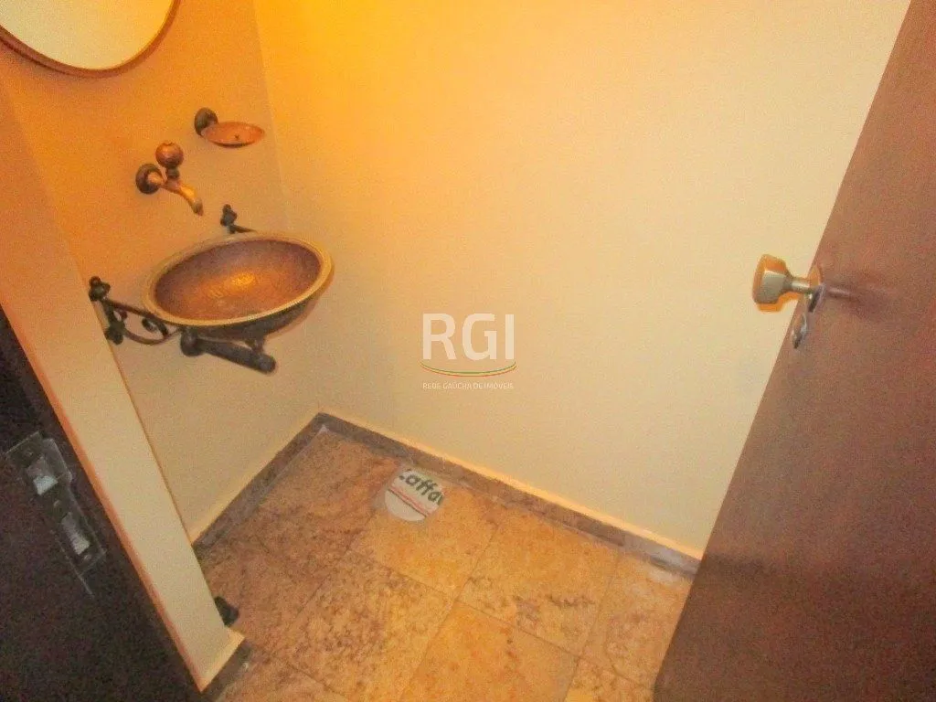 Imagem Apartamento para Venda - 145m², 3 dormitórios, sendo 1 suites, 2 vagas - Menino Deus