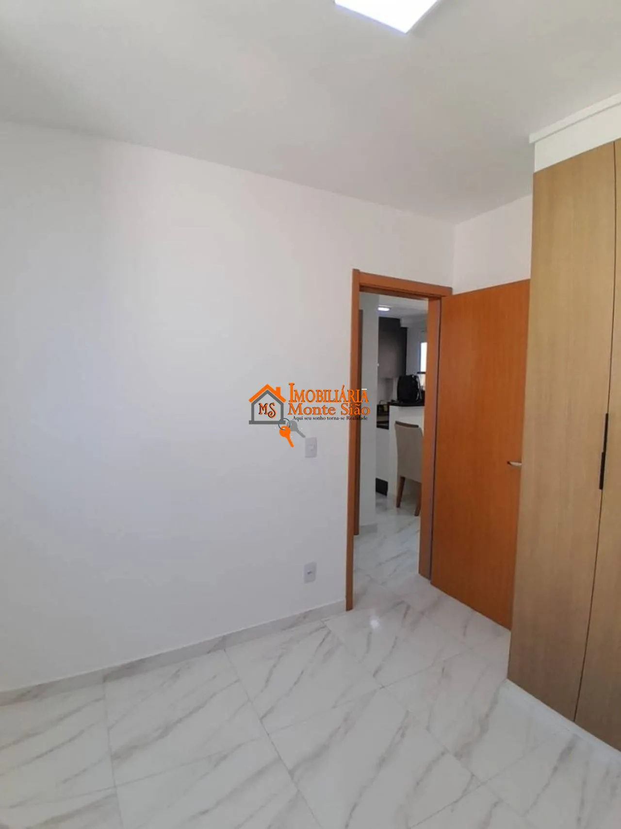 Imagem Apartamento com 2 dormitórios à venda, 52 m² por R$ 290.000,00 - Estância Guatambu - Itaquaquecetuba/SP