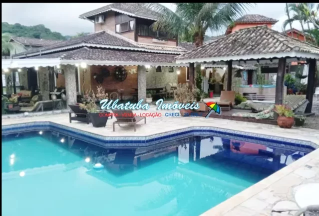 Foto do imóvel Linda casa condomínio fechado