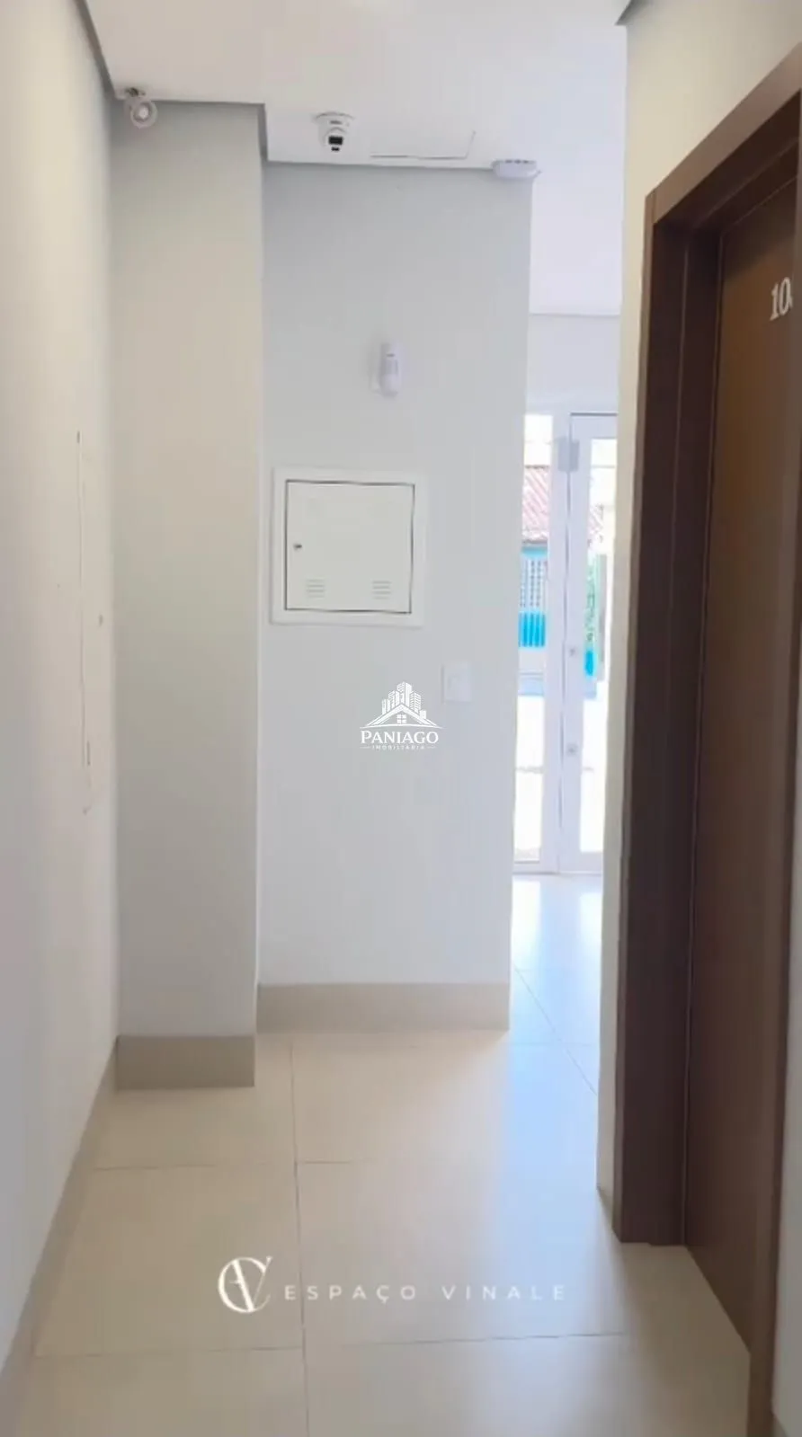 Imagem Salas Comerciais para Locação | 40 m² com Dois Ambientes e divisória interna