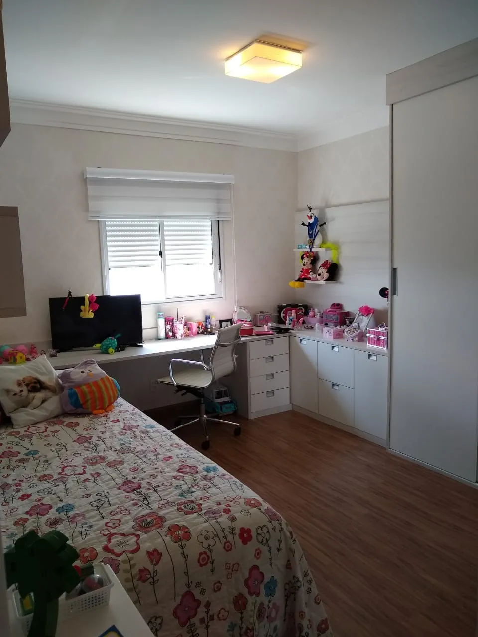 Imagem Apartamento 3 Suítes, 236 m² Condomínio L' Essence, Rua do Mercadão Parque Campolim.