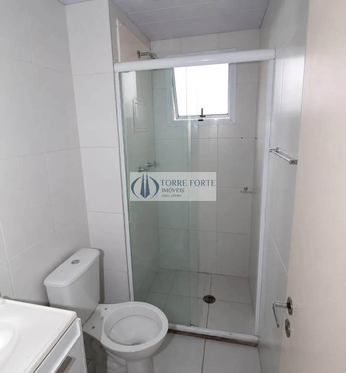 Imagem Apartamento com 2 dormitorios 1 vaga , varanda na Vila Antonieta.