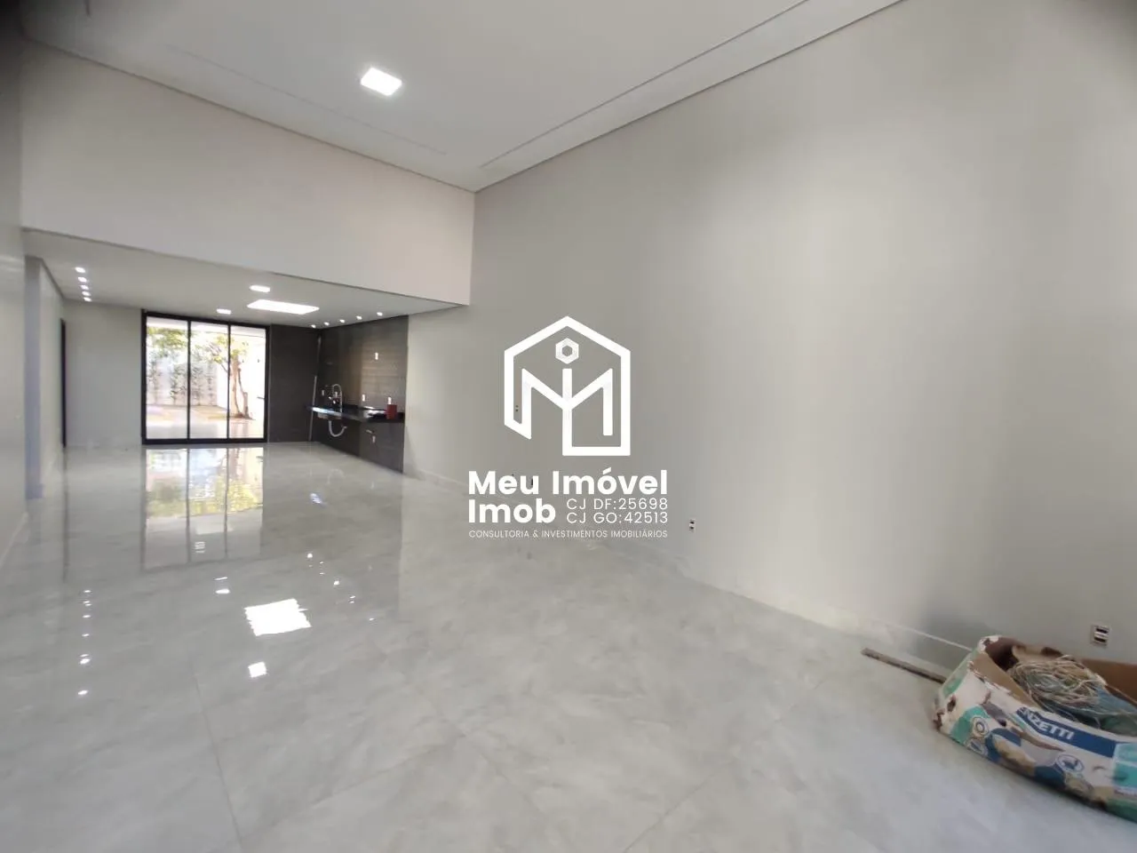 Imagem Casa 03 Quartos 3 Suítes 4 Vagas Lote 340m² Águas Claras/DF