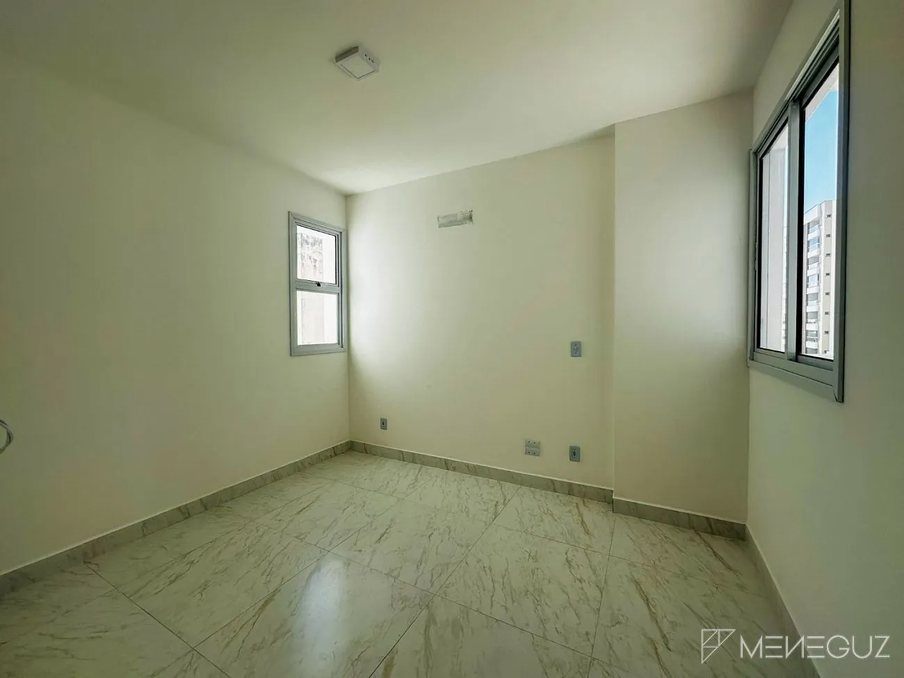 Imagem Seu novo lar Awaits: Apartamento de 3 quartos sendo um suite