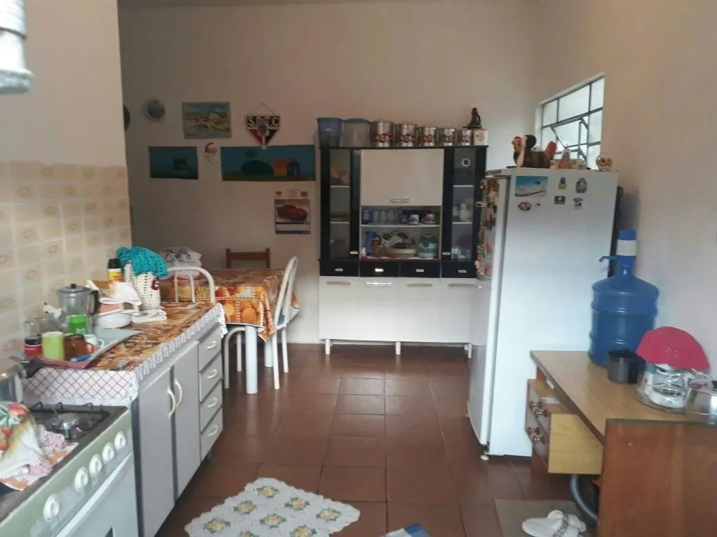 Imagem Casa à venda 2 Quartos, 3 Vagas, 250M², Conjunto Residencial Araretama, Pindamonhangaba - SP