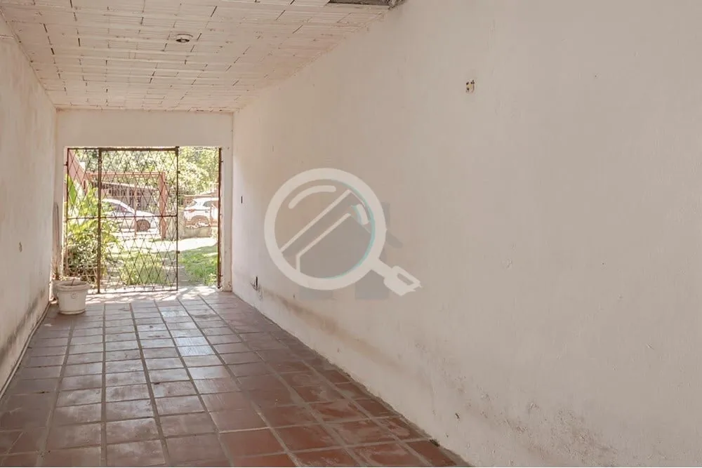 Imagem Venha conhecer este incrível terreno residencial à venda no Bairro Partenon, Rio Grande do Sul! Lo...