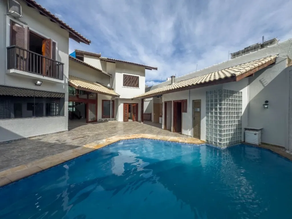 Imagem CASA COM 286,96 m² - CANTO DO FORTE - PRAIA GRANDE SP