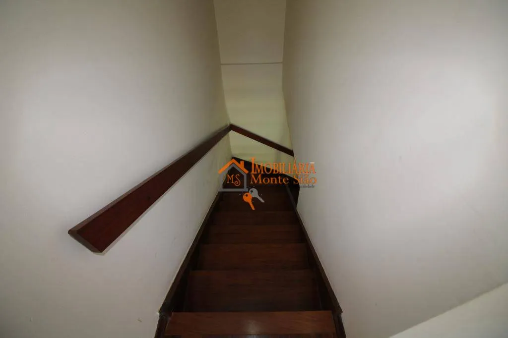 Imagem Sobrado com 3 dormitórios à venda, 235 m² por R$ 980.000,00 - Jardim Santa Cecília - Guarulhos/SP