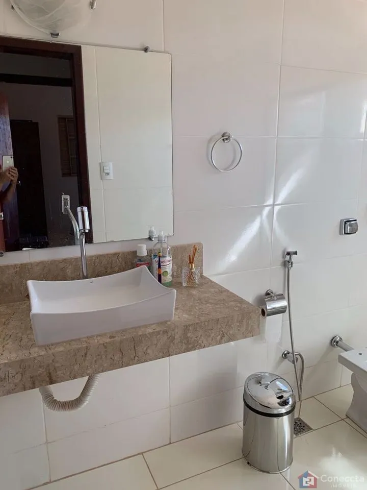 Imagem Casa com 3 dormitórios à venda, 111 m² por R$ 420.000,00 - Vila Garcia - Patos de Minas/MG
