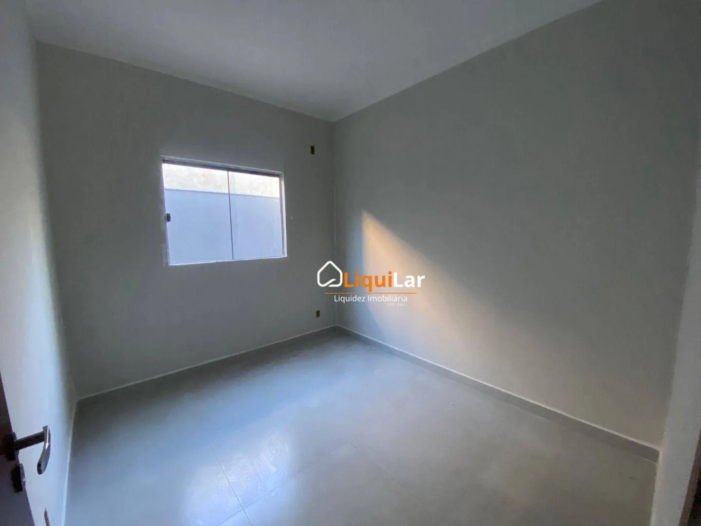 Imagem Sua Oportunidade Única: Casa Nova com Suíte e Design Sofisticado - Pronta para Morar!