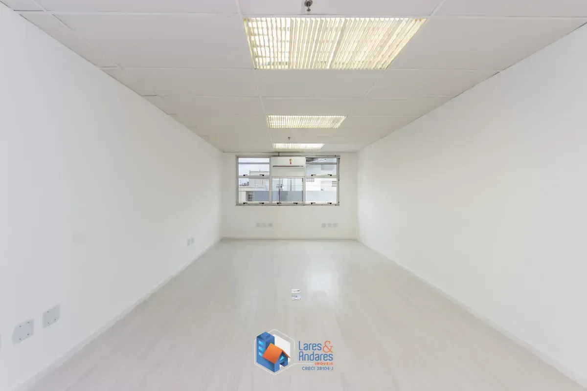 Imagem Conjunto comercial para venda e locação em Indianópolis, 211m²