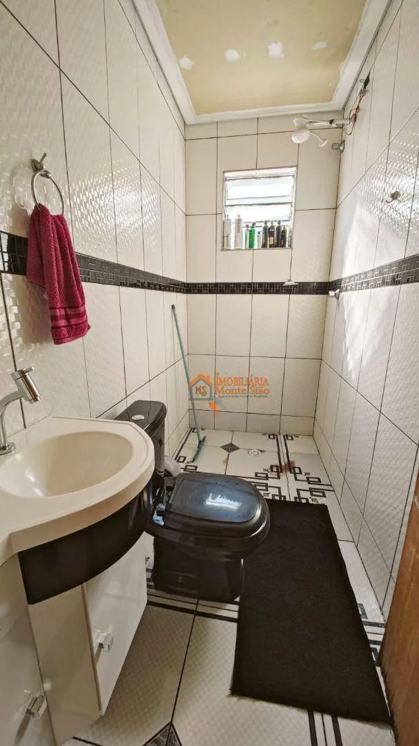 Imagem Sobrado com 3 dormitórios à venda, 155 m² por R$ 580.000,00 - Parque Flamengo - Guarulhos/SP