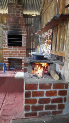 Imagem VENDO ou TROCO na PRAIA, Sítiozinho com 750m², Casa, Galpão, Águas Claras