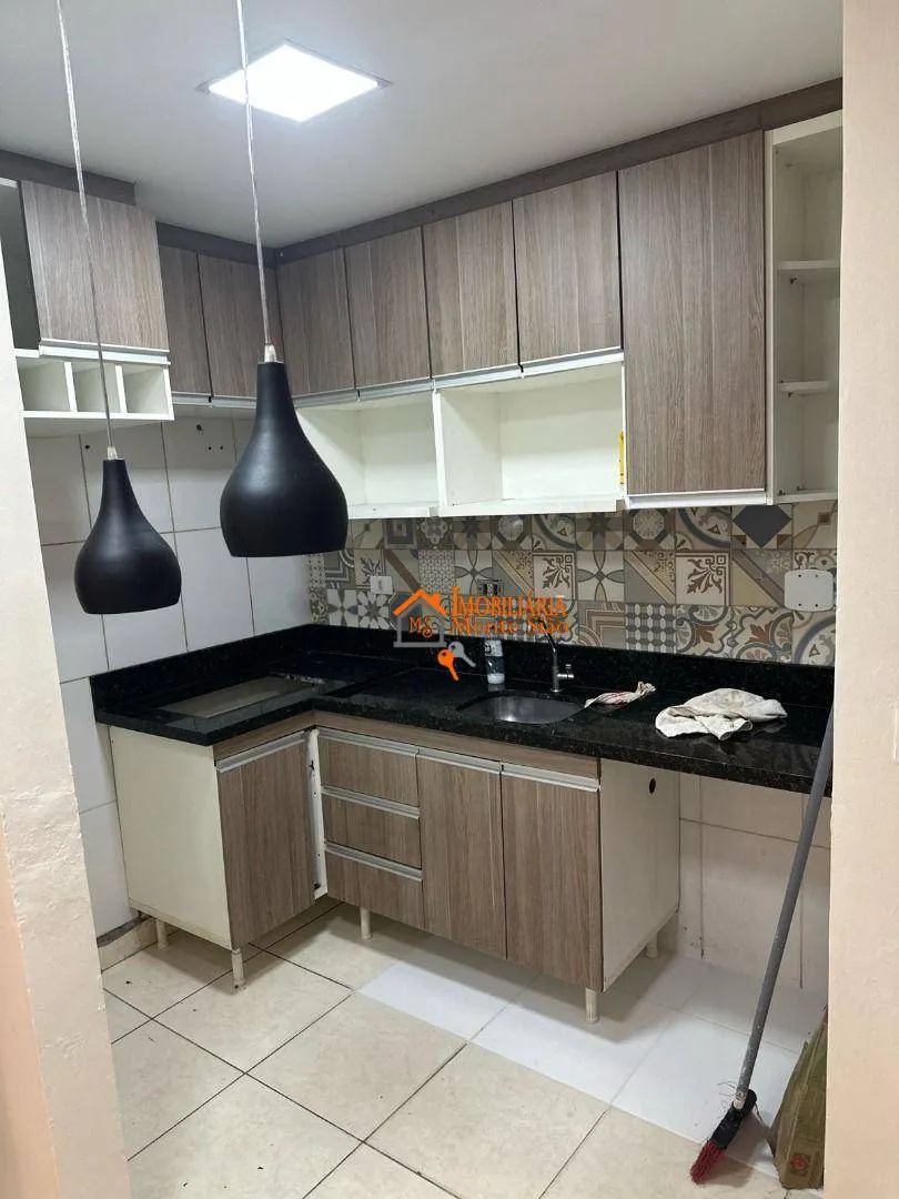 Imagem Apartamento com 2 dormitórios à venda, 45 m² por R$ 155.000,00 - Parque Continental - Guarulhos/SP