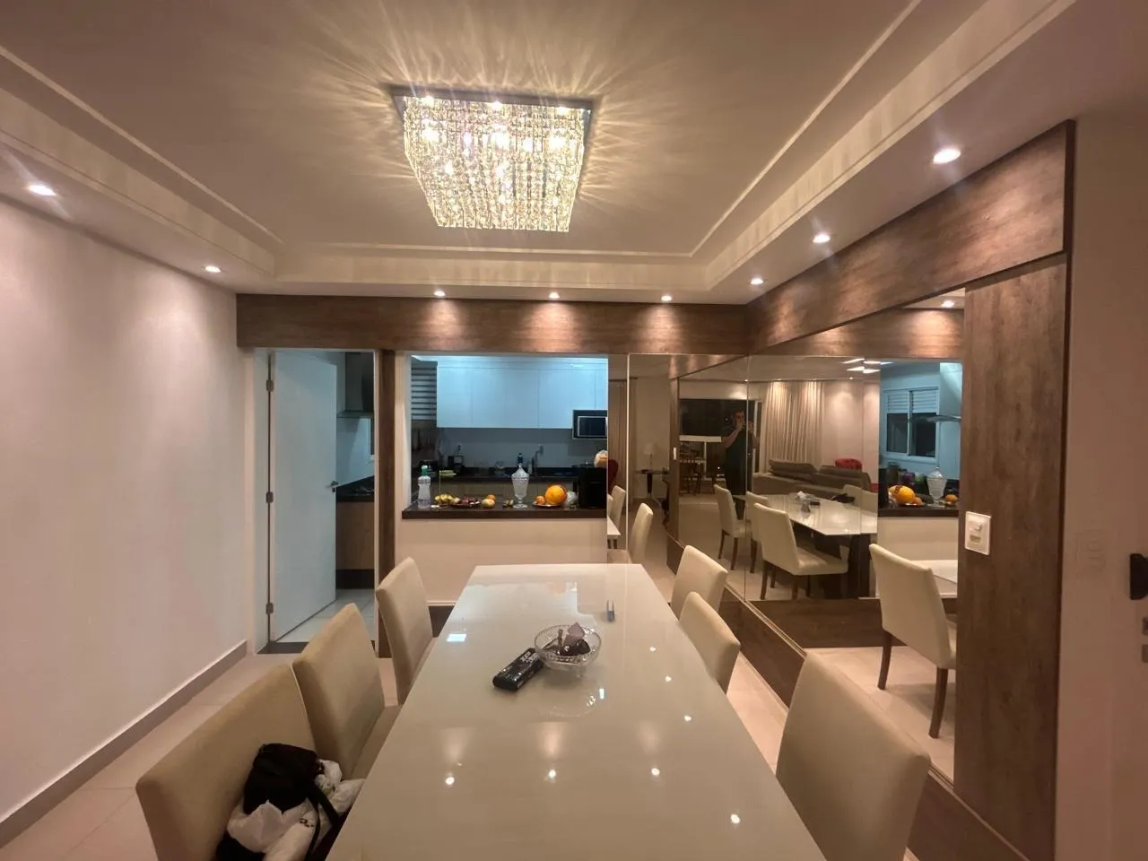Imagem Luxuoso Apartamento no Coração do Parque Campolim Cond. Residencial Saint Tropez