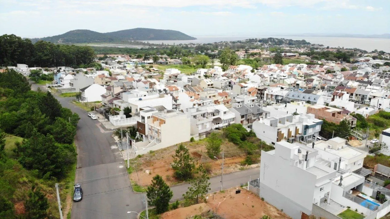 Imagem Terreno para Venda - 632.53m², 0 dormitórios, Guarujá