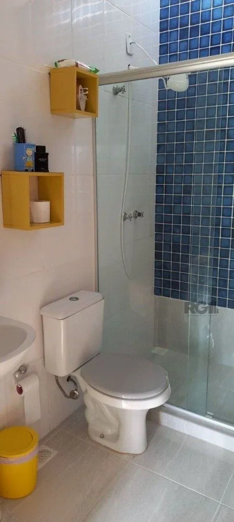 Imagem Casa com 2 dormitórios no bairro Hípica