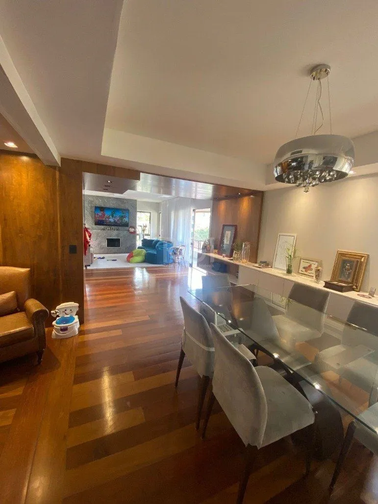 Imagem Apartamento a venda reformado 3 suítes, bairro Rio Branco