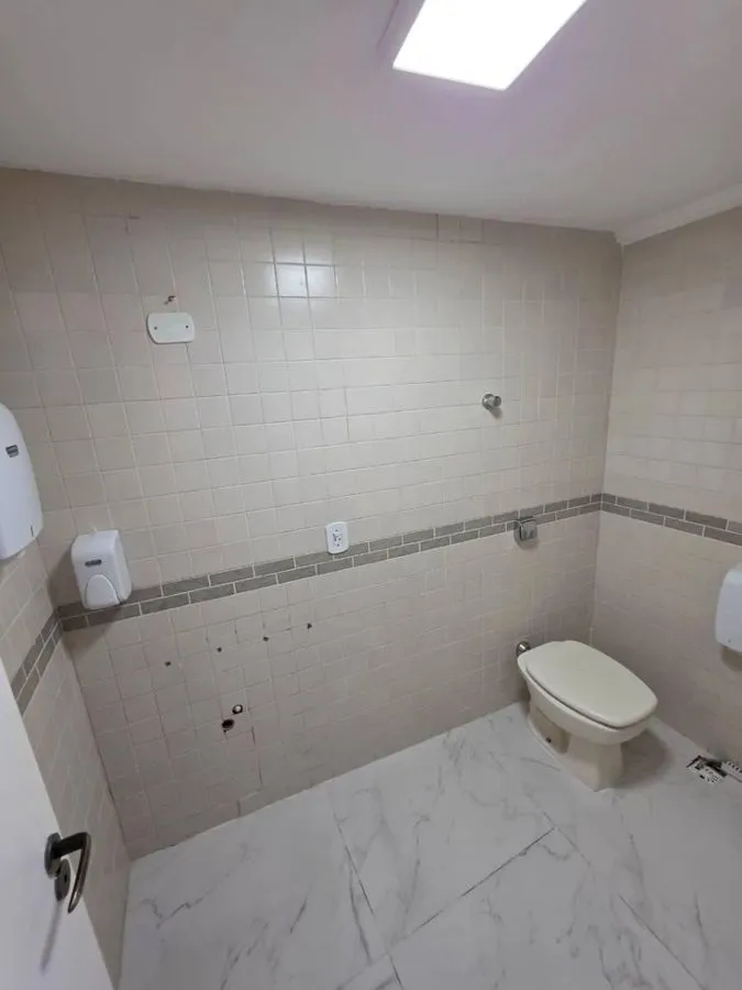 Imagem LOCAÇÃO DE SALA COMERCIAL NA RUA 3100 NO CENTRO DE BALNEÁRIO CAMBORIÚ