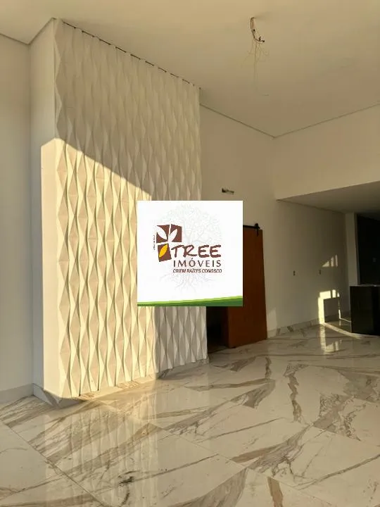Imagem VENDA DE CASA TÉRREA NO CONDOMÍNIO ARUÃ BRISAS, EM MOGI DAS CRUZES/SP, 321m² com 3 suítes, churrasqueira, piscina e 4 vagas para autos. CONSULTE-NOS.