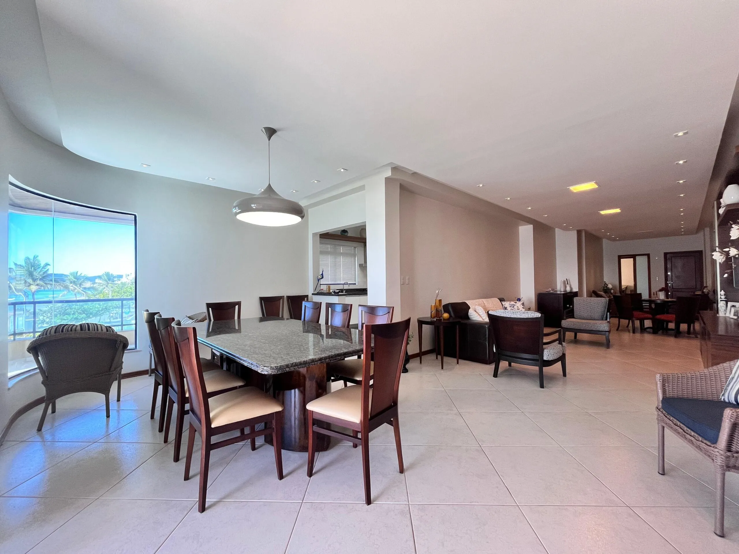 Imagem Apartamento com vista para o mar à venda com 170m2 por R$ 4.000.000,00