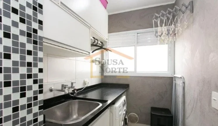Imagem Apartamento com 82 m², no 14º andar, semi mobiliado, com ar-condicionado. Possui sala com som embu...