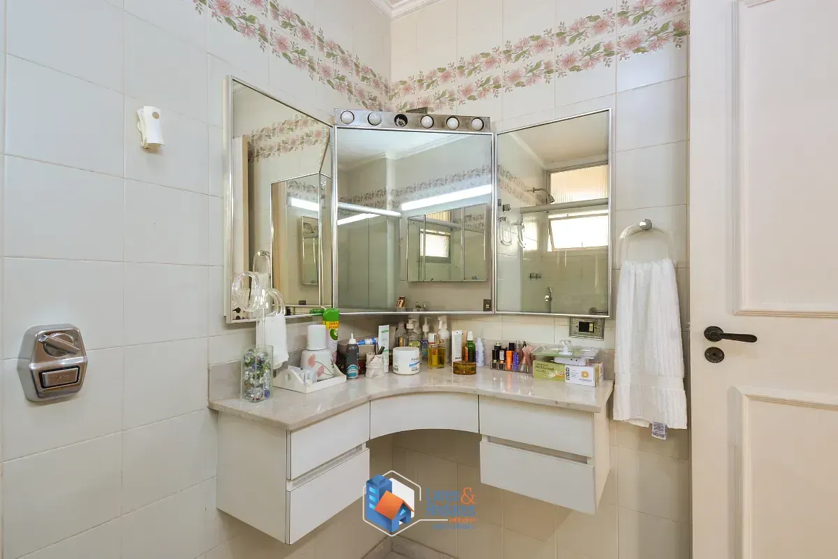Imagem Apartamento para venda em Higienópolis com 3 quartos, 180m²