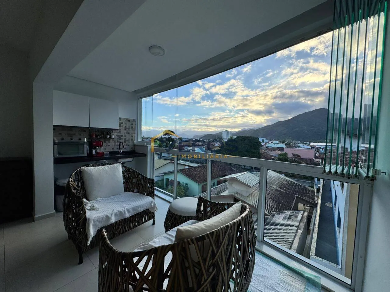 Imagem Cobertura no Indaiá com Vista Mar e 3 vagas de garagem