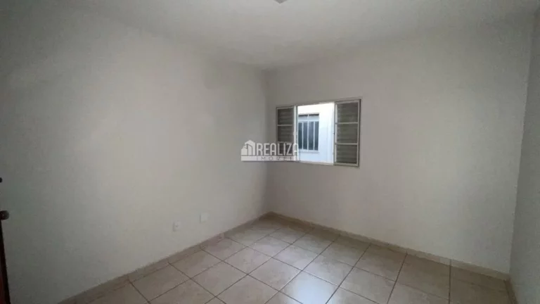 Imagem Apartamento à venda no Condomínio Edifício Vanessa em Uberaba - 3 dormitórios, suíte e garagem coberta